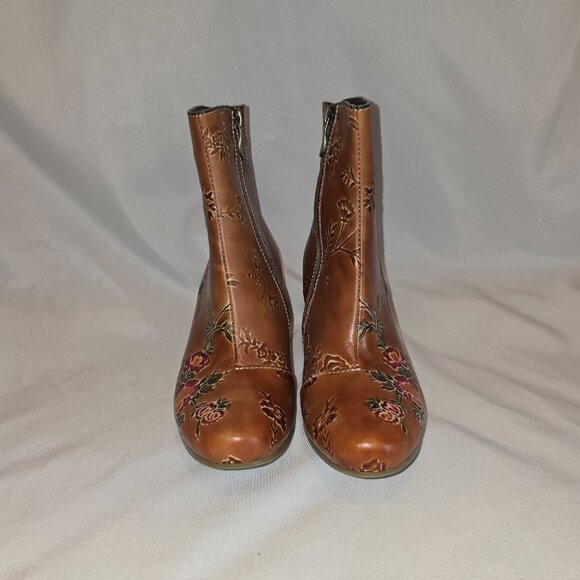 L'Atiste Folka Booties in Camel, Size 37, New without Box - Picture 2 of 8